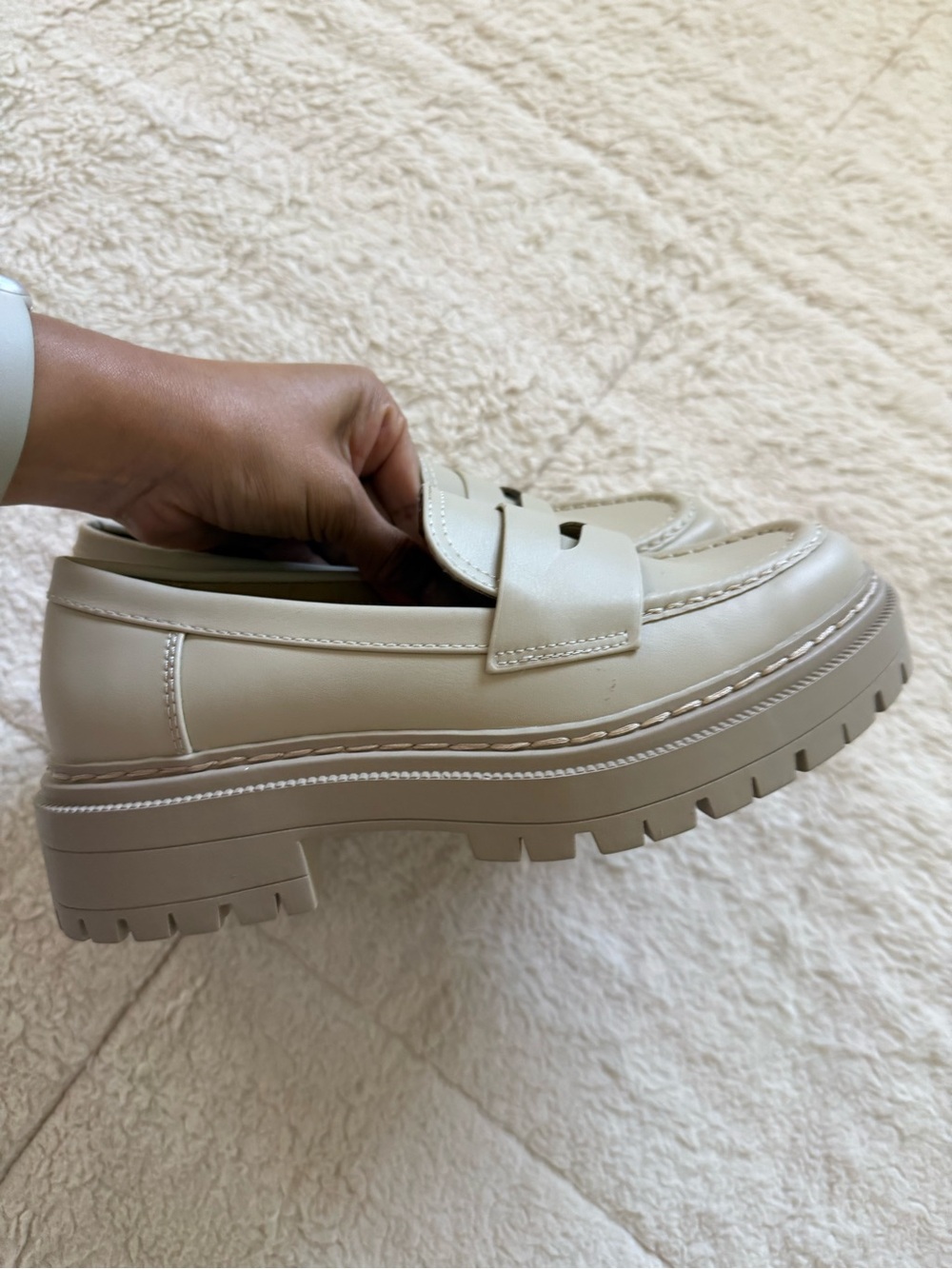 Cream Platform Penny Loafers Size 6 Chunky Lug Sole Preppy Y2K Brand New Shoes - Picture 3 of 7
